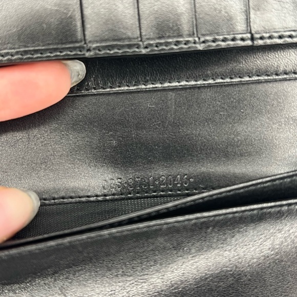 Gucci Long Leather Wallet EUC - Picture 4 of 11